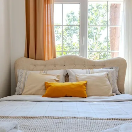 Cozy Taksim Family Flat