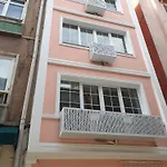Cozy Taksim Family Flat * اسطنبول